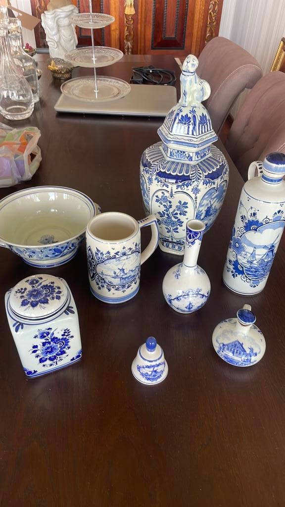 Verzameling delfts blauw aardewerk, Ophalen