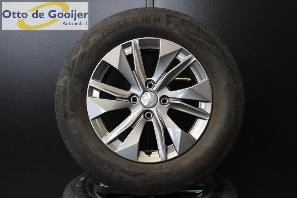 Originele Peugeot 2008 Velgen 16 Inch Zomerbanden Continenta, Auto-onderdelen, Banden en Velgen, Ophalen, -, Banden en Velgen