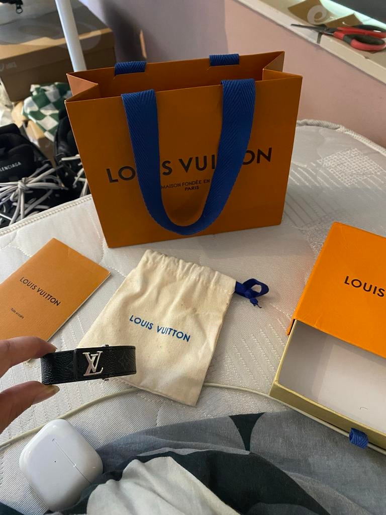 LV armband, Ophalen of Verzenden, Zo goed als nieuw, Zwart, Leer