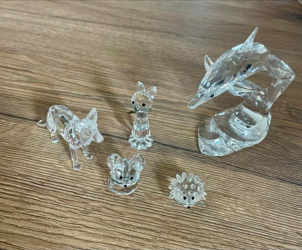 Swarovski beeldjes: muis, hond, dolfijn, egel, poes, Ophalen of Verzenden, Zo goed als nieuw, Figuurtje