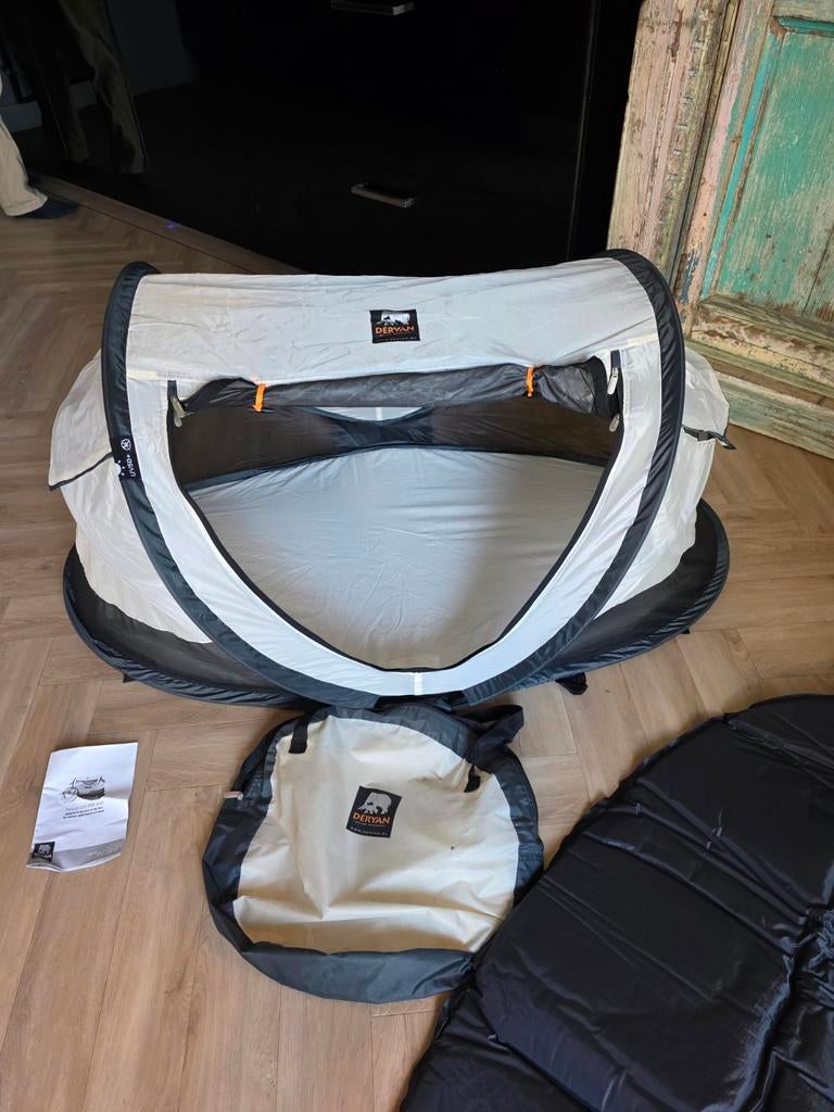 Deryan Babytent met zelfopblaasbaar matras, Ophalen of Verzenden