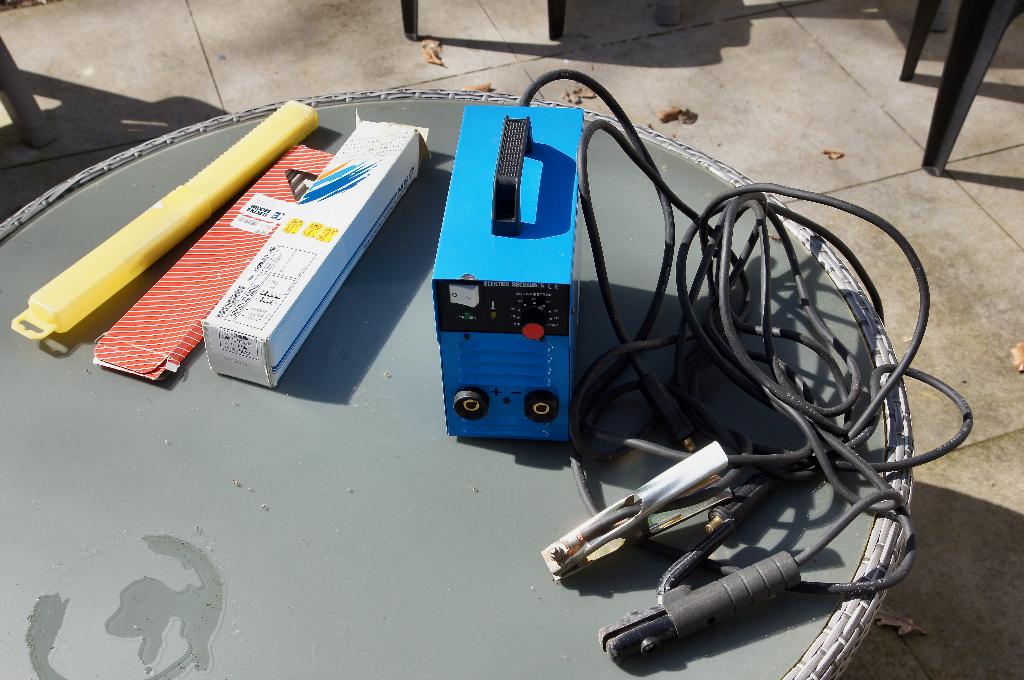 lasapparaat, Ophalen, Zo goed als nieuw, Minder dan 150 ampère, Elektroden