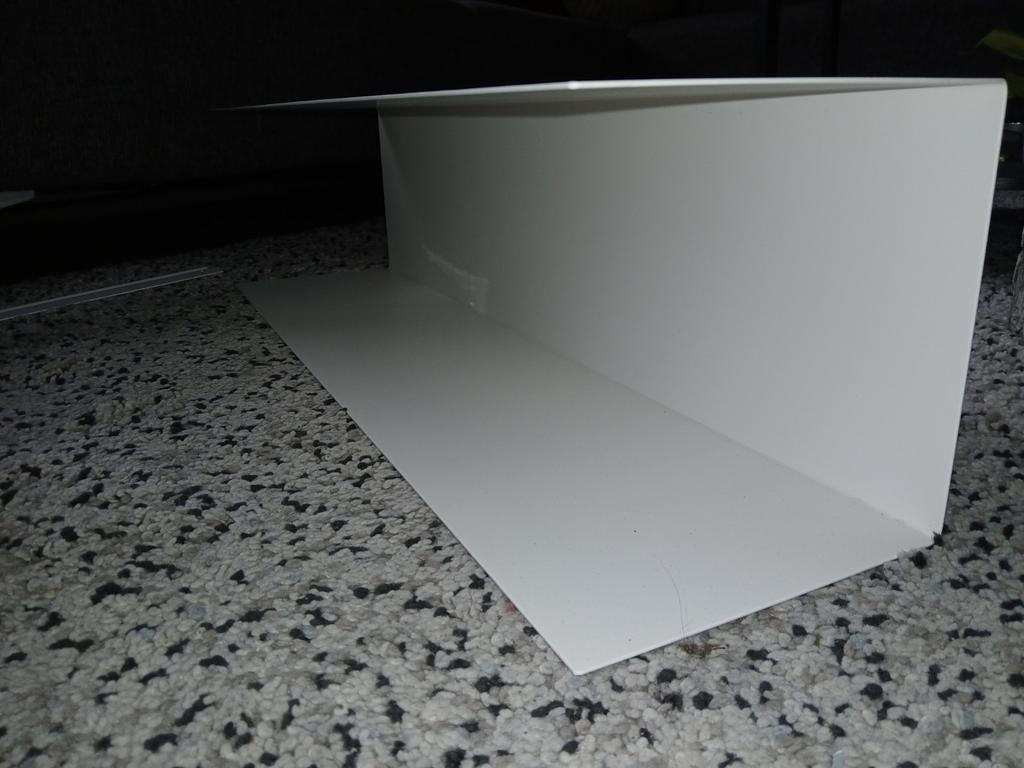 IKEA BOTKYRKA wandplank - Wit, minimalistisch design, Ophalen, Zo goed als nieuw