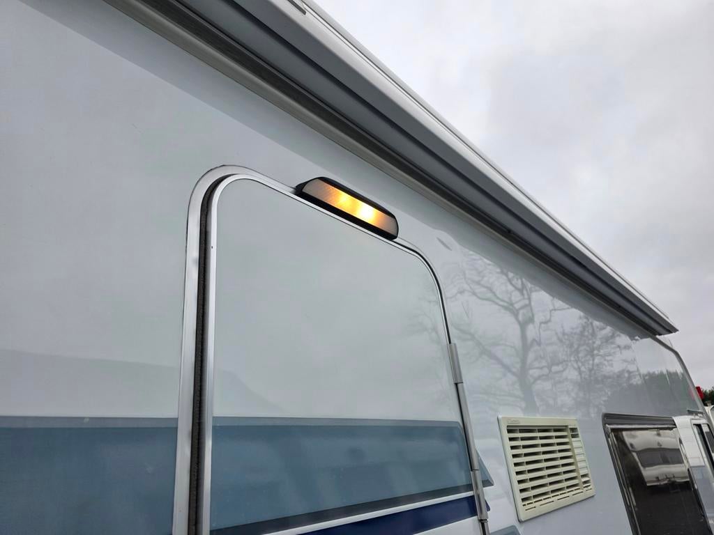 Lichtkapje, voortentlamp voor o.a. Hymer campers, Ophalen of Verzenden