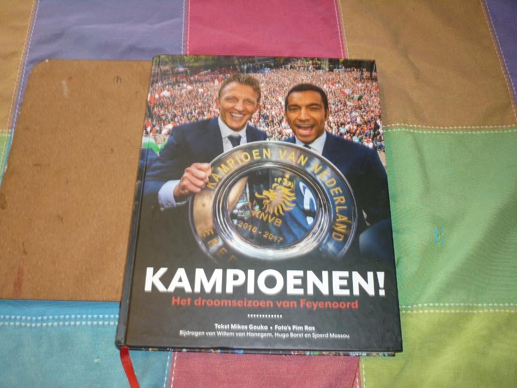 KAMPIOENEN Het Droomseizoen van FEYENOORD mooi boek, Verzamelen, Ophalen of Verzenden, Zo goed als nieuw, Feyenoord, Boek of Tijdschrift