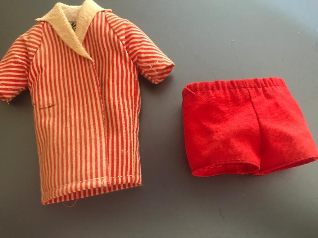 Vintage Barbie Ken eerste kleding setje, Ophalen of Verzenden, Gebruikt, Kleertjes