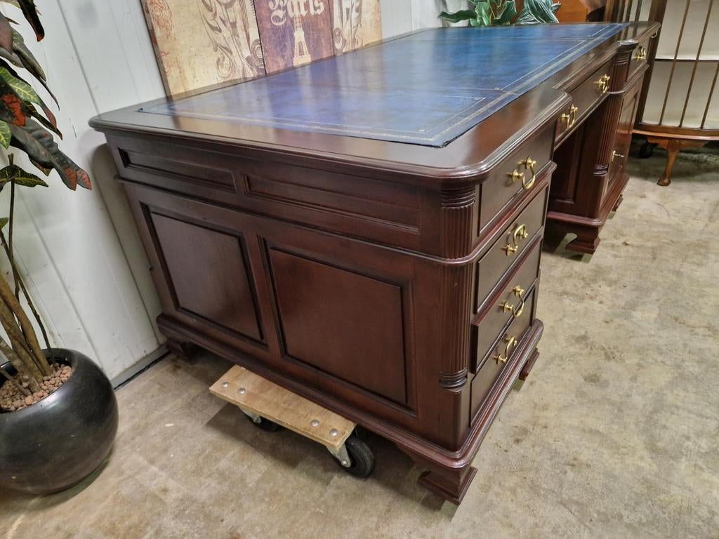 Klassieke Engelse dubbelzijdig bureau, schrijftafel, partner, Ophalen of Verzenden