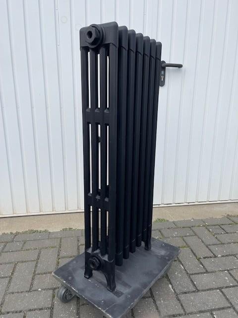 Gietijzeren radiator vintage nr. 2,  zwart 92 cm hoog, Doe-het-zelf en Verbouw, Ophalen, Gebruikt, Radiator, Minder dan 60 cm