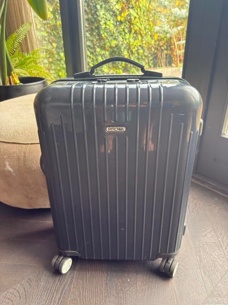 Rimowa Salsa - Gebruikte Koffer, Gebruikt, Hard kunststof, Slot, Minder dan 50 cm