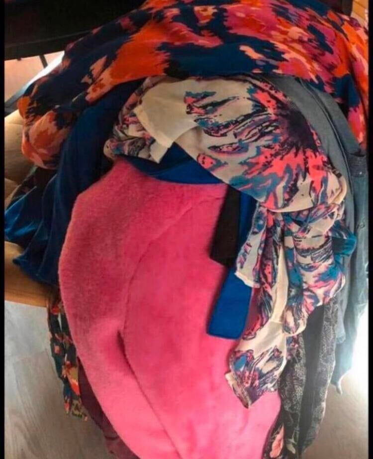 Kledingpakket 120 stuks, Ophalen, Zo goed als nieuw, Broek of Spijkerbroek