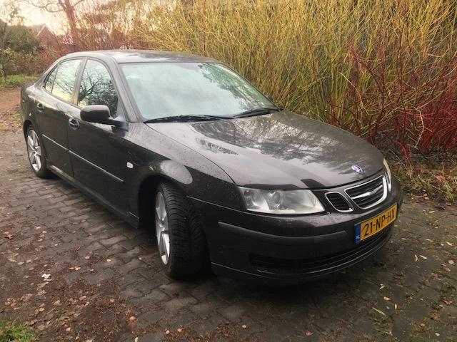 SAAB 9.3 1.8t Turbo Linear Sport Sedan Business 2004, Auto's, Zwart, 4 cilinders, Zwart, Leder