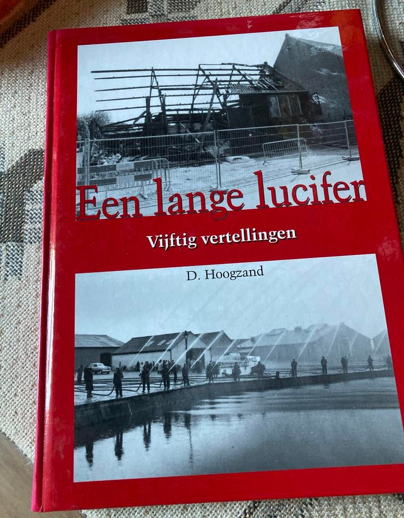 Een Lange Lucifer - D. Hoogzand, Ophalen of Verzenden, Zo goed als nieuw, Nederland