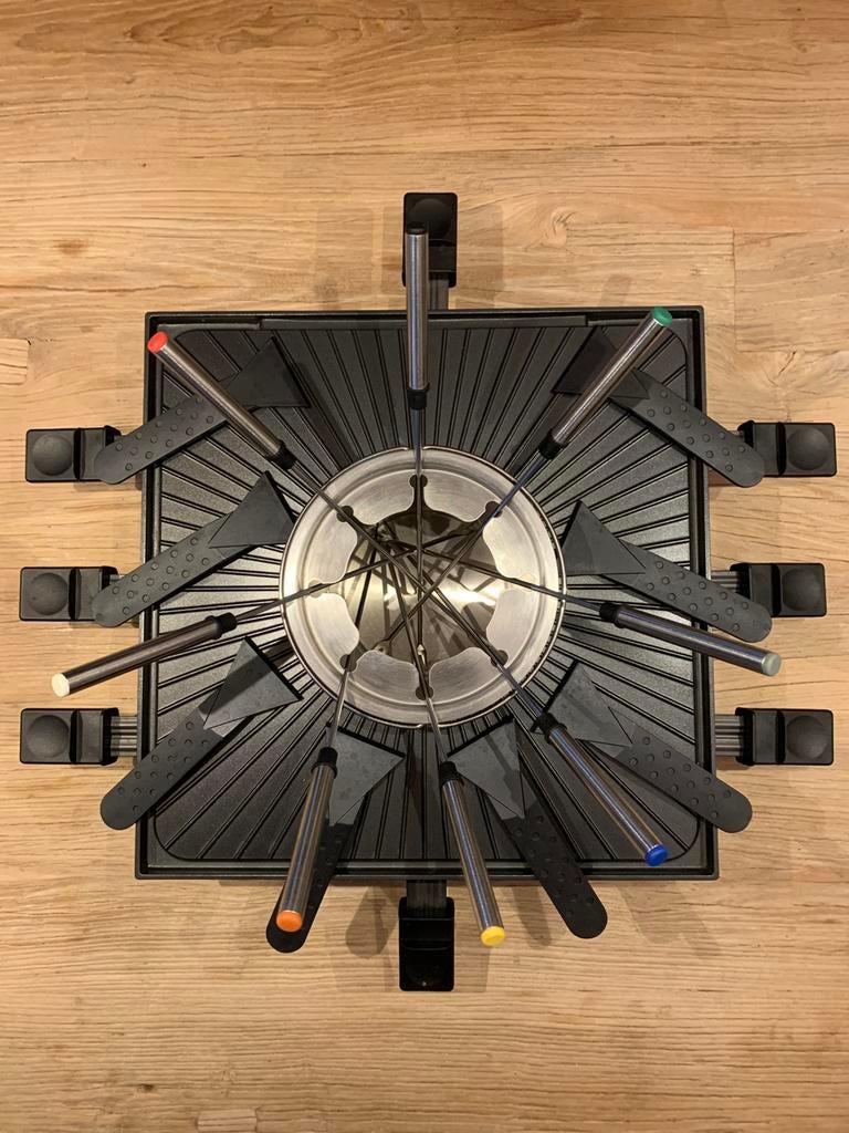 Solis 3 in 1 Combi Grill: fondue, raclette, gourmet en grill, Ophalen of Verzenden, Zo goed als nieuw, 8 personen of meer