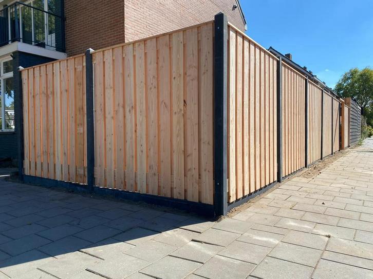 Schutting Hout Beton 100,- p meter & Composieten schuttingen, 1 tot 2 meter, Verzenden, 6 meter of meer, Nieuw