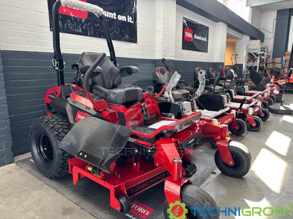 Toro Z-Master 4000 Serie Zero Turn 152cm 25,5 PK zitmaaier