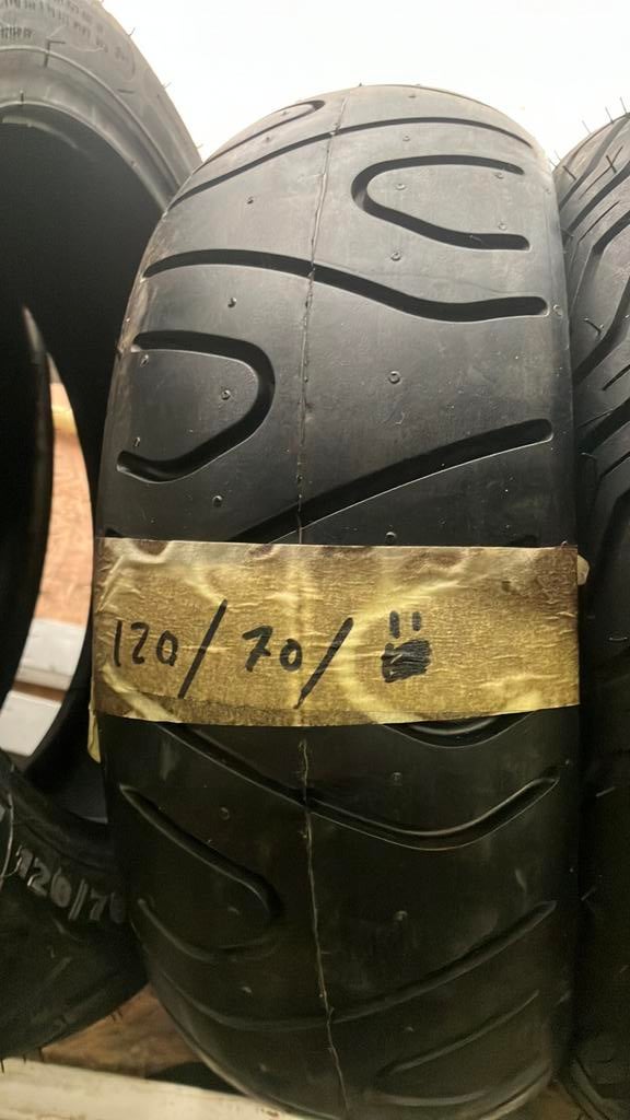 Band vespa scooter 120/70-11 120 70 11 opruiming, Fietsen en Brommers, Overige merken, Info@hoevemotoren.nl, Overige typen, Nieuw