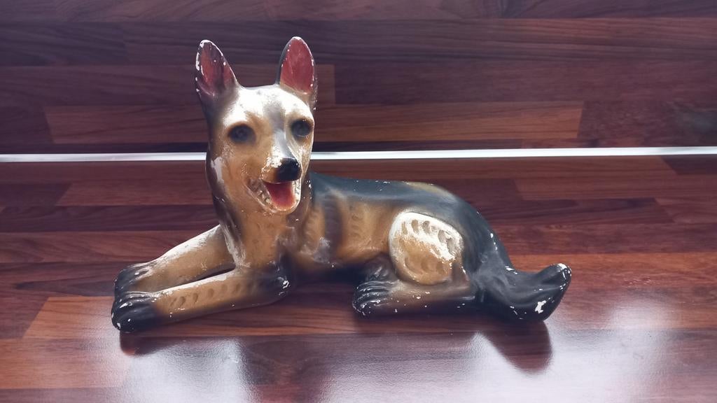 Gipsen beeld van herdershond., Verzamelen, Dierenverzamelingen, Ophalen of Verzenden, Gebruikt, Hond of Kat, Beeldje of Figuurtje