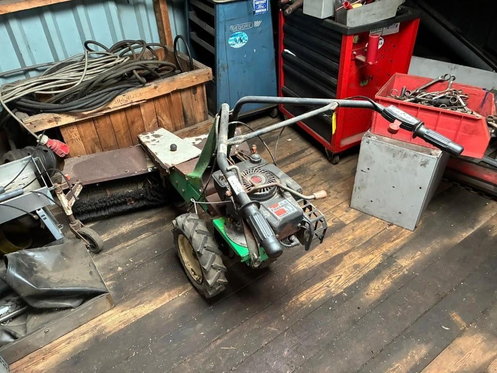 Ferrari Veegmachine, Tuin en Terras, Veegmachines, Ophalen, Gebruikt, GIANNI FERRARI