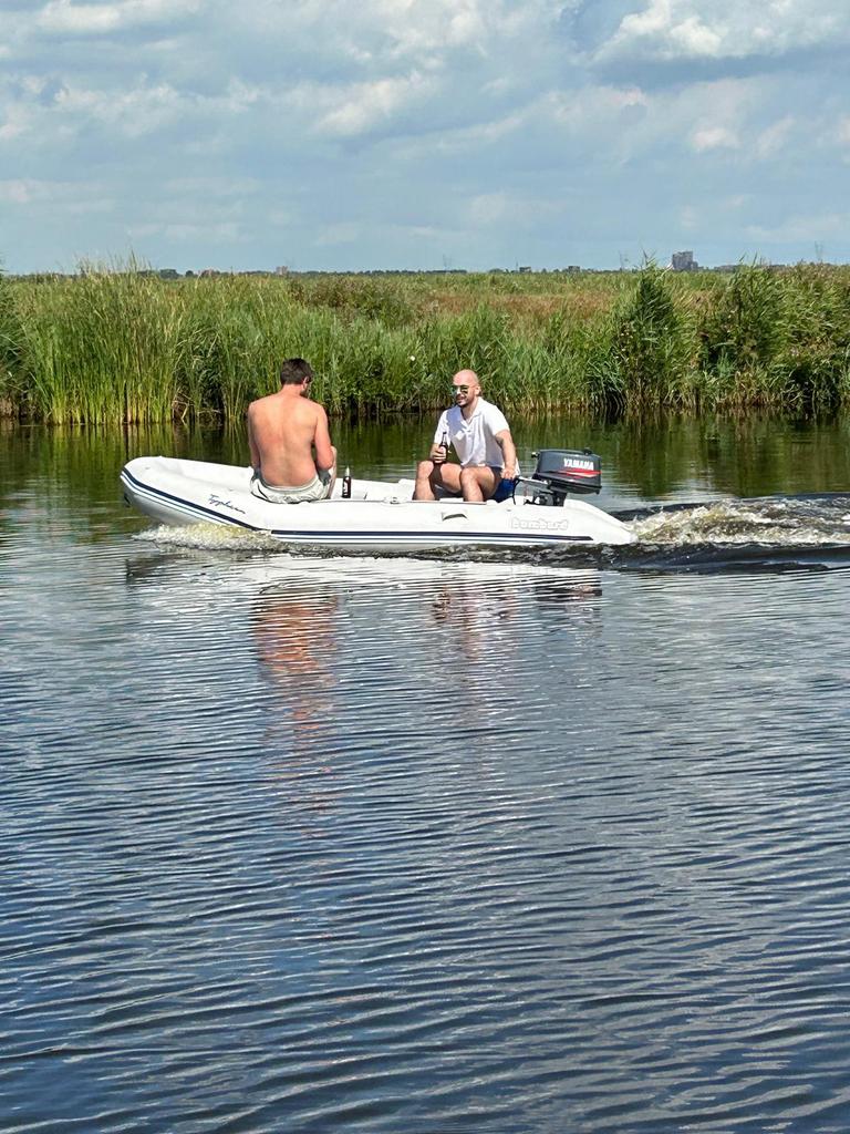 Bombard Typhoon rubber boot met Yamaha 5pk 2takt, Ophalen, Gebruikt, Benzine, Minder dan 70 pk