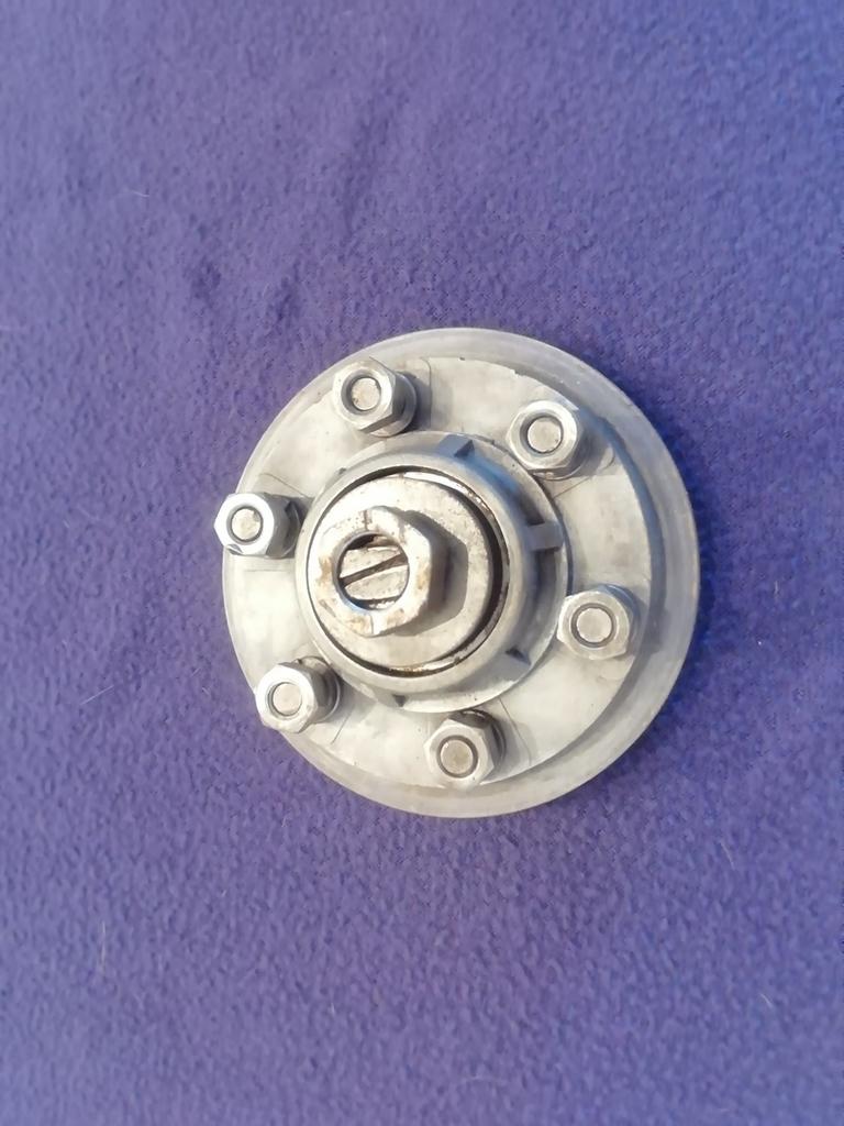 Zundapp originele 517 tandwieldrager kleine naaf 561-15-626, Fietsen en Brommers, Brommeronderdelen | Zundapp, Ophalen of Verzenden