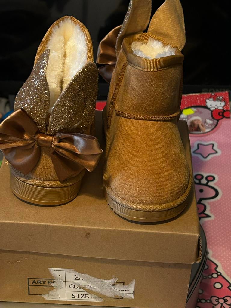 UGG Laarsjes Maat 21 nieuw, Ophalen, Nieuw, Meisje, Laarsjes