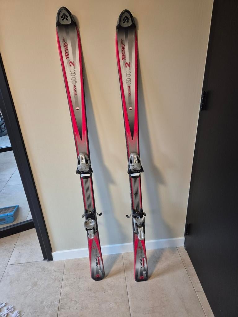 Carve Ski Van 148cm - Klaar voor de Piste!, Sport en Fitness, Skiën en Langlaufen, 140 tot 160 cm, Gebruikt, Carve, Skiën