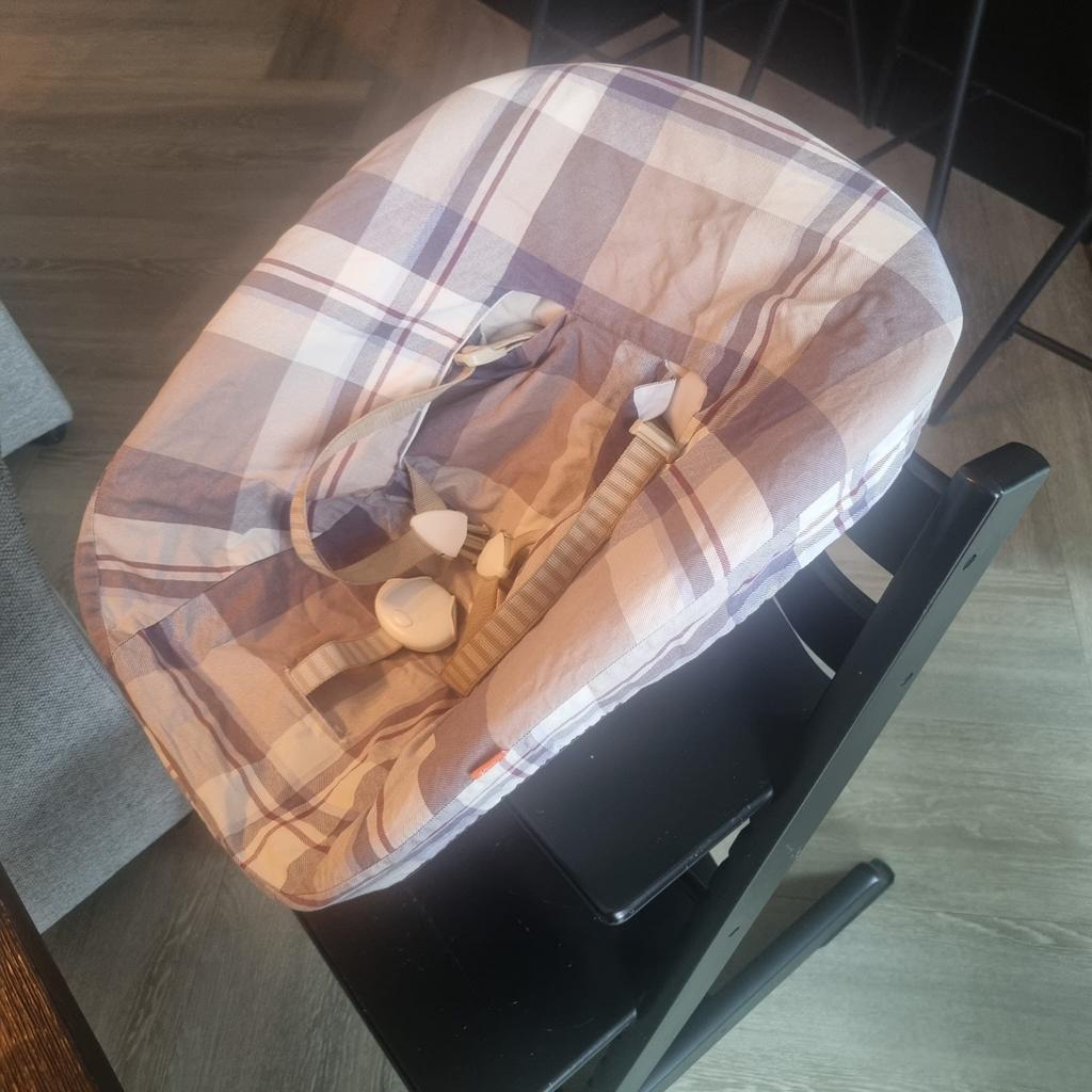 Newborn zitje voor stokke triptrap stoel, Kinderen en Baby's, Kinderstoelen, Ophalen, Zo goed als nieuw, Meegroeistoel