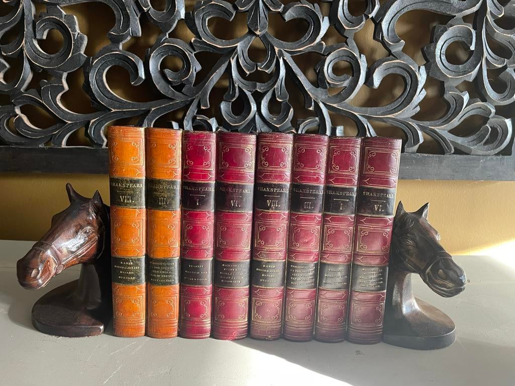 Boekensteunen 2 x paardenhoofden, Ophalen of Verzenden, Gelezen, Algemeen, Los deel