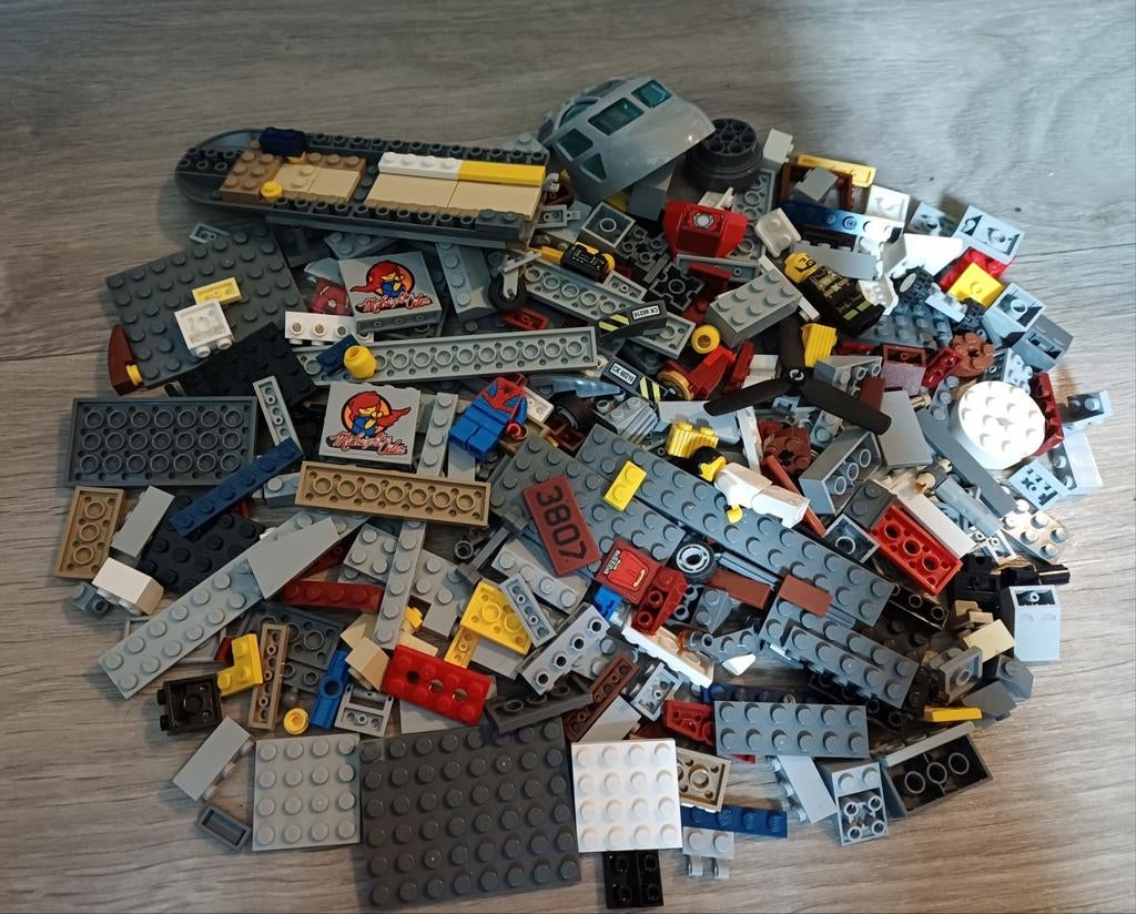 Partij Lego met poppetjes, Kinderen en Baby's, Speelgoed | Duplo en Lego, Ophalen, Gebruikt