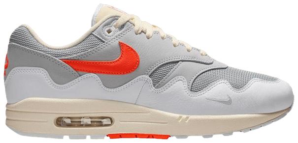 Nike  Patta maat 43 Nike Air Max 1 'White/Hyper Crimson', Kleding | Heren, Schoenen, Overige kleuren, Nike, Nieuw, Ophalen of Verzenden
