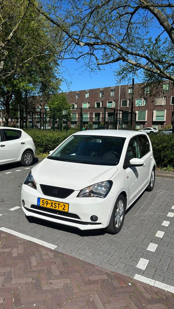 Seat Mii 1.0 2012 Wit, Auto's, Seat, Voorwielaandrijving, 840 kg, 4 stoelen, Mii