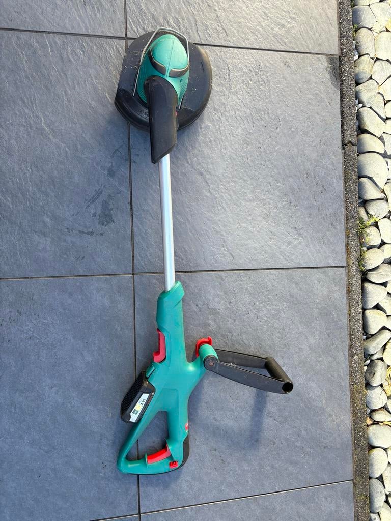 Bosch Kantenmaaier (Accu, zonder oplader), Ophalen, Gebruikt, 10 tot 30 cm, Accu