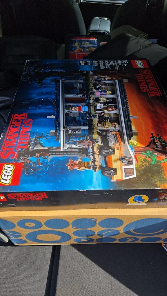 Lego Stranger Things 75810 The Upside Down nieuw, Kinderen en Baby's, Ophalen of Verzenden