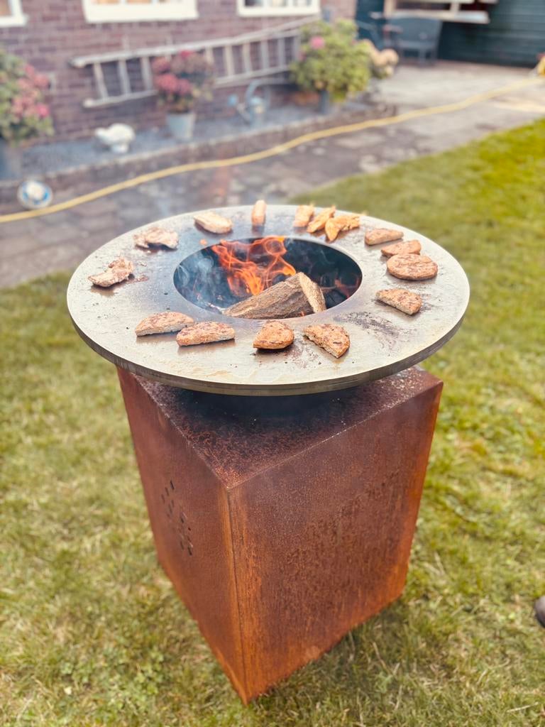 Vuurschaal BBQ met houtopslag - Cortenstaal, Ophalen of Verzenden, Nieuw