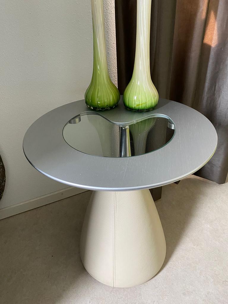 Leolux Cherubino bijzettafel, Huis en Inrichting, Tafels | Bijzettafels, Overige materialen, Minder dan 55 cm, Rond, Zo goed als nieuw