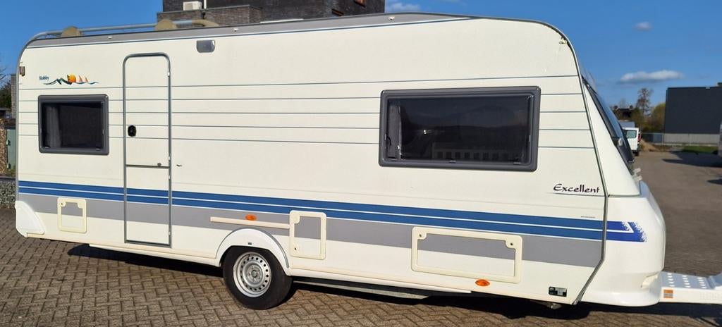 Hobby 540 UF Excellent caravan met voortent, Caravans en Kamperen, Omvormbare zithoek, Rondzit, Hobby, Particulier
