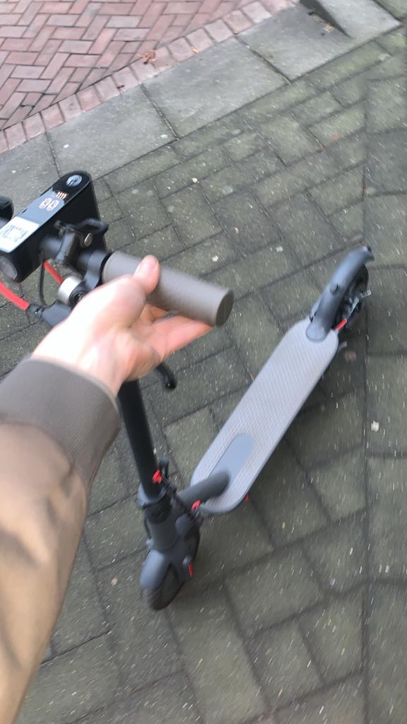Elektrische Step QMwheel 35 km p/u ophalen Rotterdam-Zuid, Fietsen en Brommers, Steps, Ophalen, Zo goed als nieuw, Elektrische step (E-scooter)