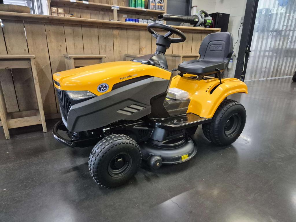 JCC aanbieding: Jong gebruikte Stiga Tornado 2098 zitmaaier!, Stiga, Stiga Tornado, Versnellingen, 90 tot 120 cm