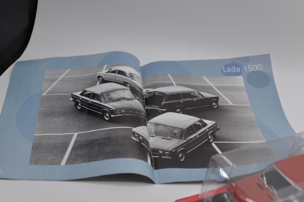 Lada 1500 sedan 1:24 Auto vintage deluxe collection, Overige merken, -, Nieuw, Ophalen of Verzenden