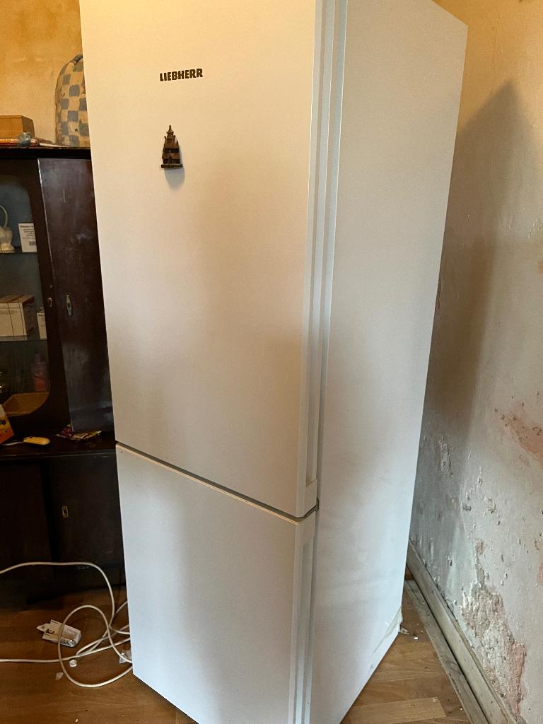 Combi koelkast diepvries, Gebruikt, 200 liter of meer, 60 cm of meer, Met aparte vriezer