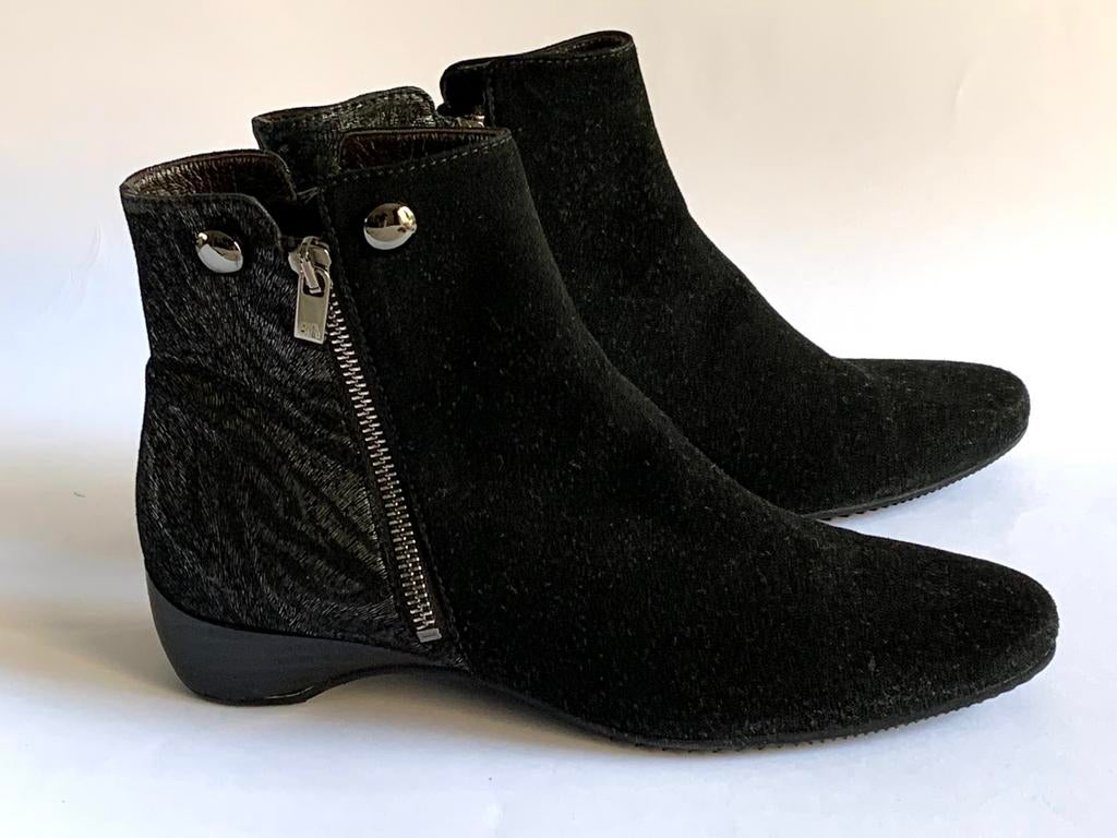 Brunate Made in Italy korte laarzen maat 38,5, Kleding | Dames, Schoenen, Ophalen of Verzenden, Nieuw, Zwart