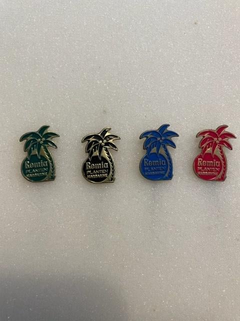 speldjes REMIA (meerdere series) , Verzamelen, Speldjes, Pins en Buttons, Ophalen of Verzenden, Gebruikt, Overige onderwerpen