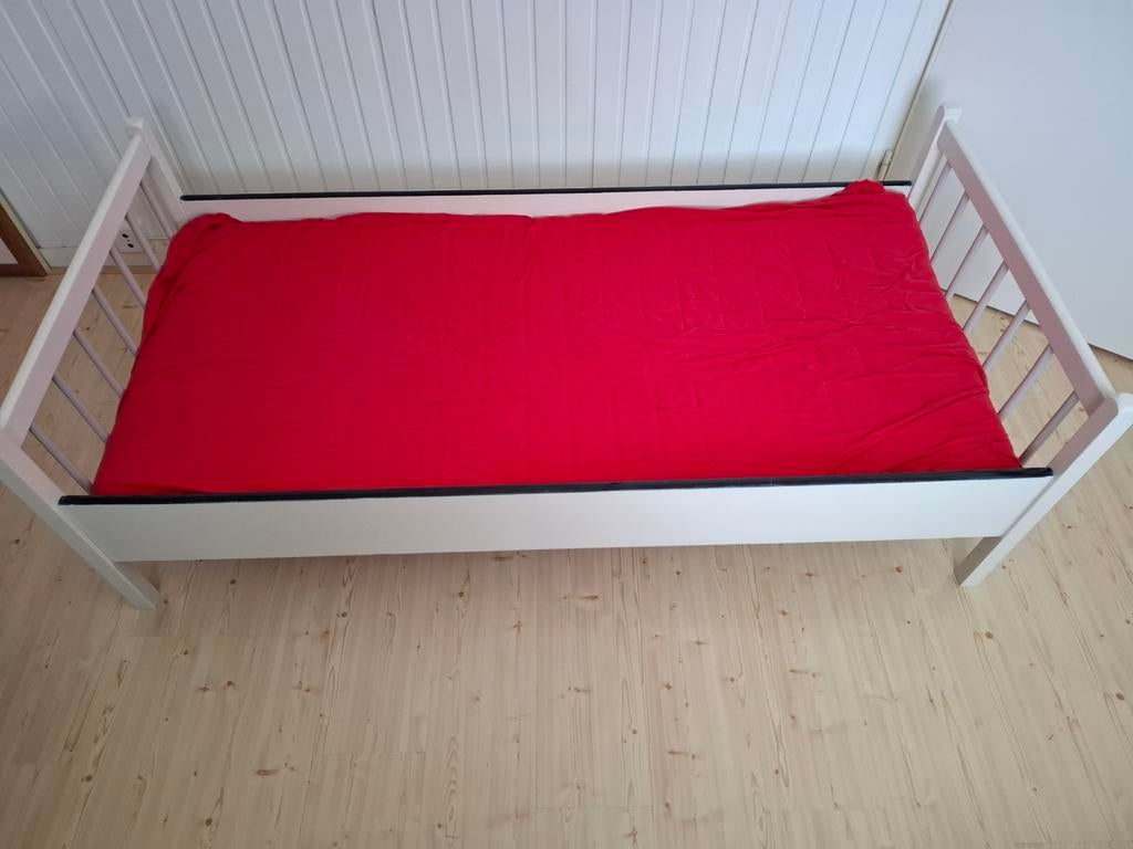 Peuterbed 140 x 70, Kinderen en Baby's, Ophalen, Gebruikt, 70 tot 85 cm, 140 tot 160 cm