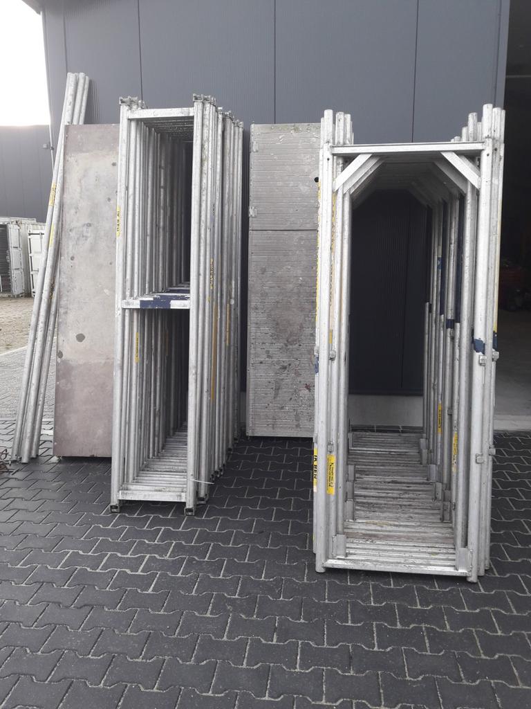 Altrex Gevelsteiger renovatiesteiger snelbouw steiger alu, Ophalen of Verzenden, 5 meter of hoger