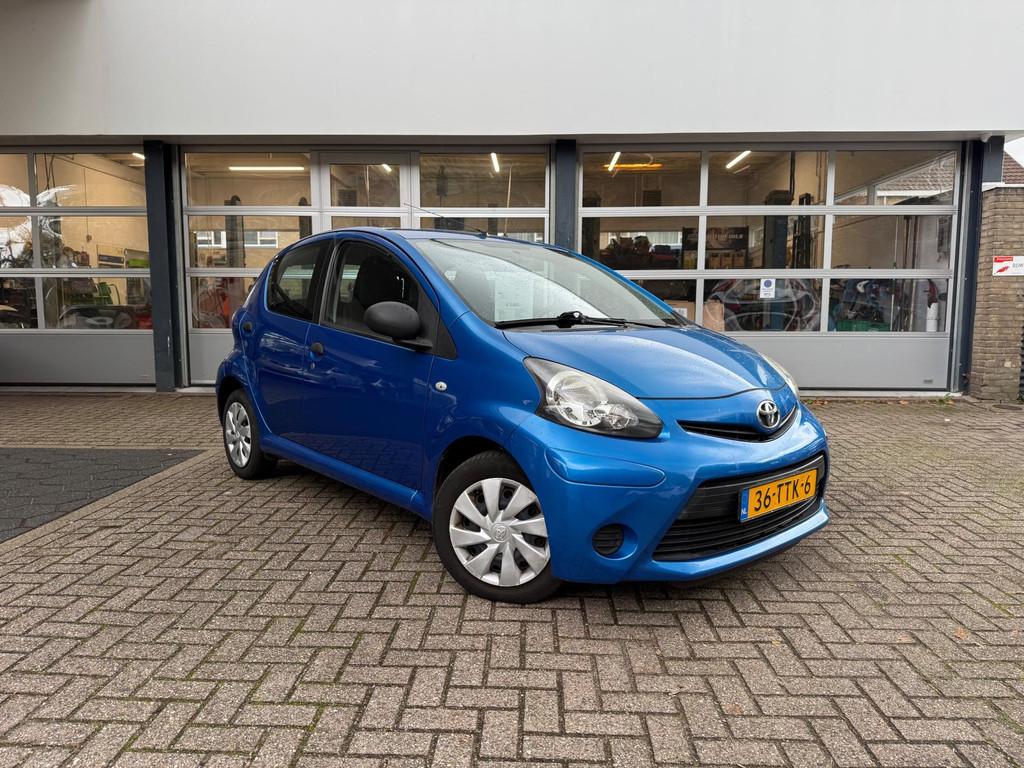 Toyota Aygo 1.0 VVT-i Comfort, Auto's, Euro 5, Stof, Gebruikt, Zwart