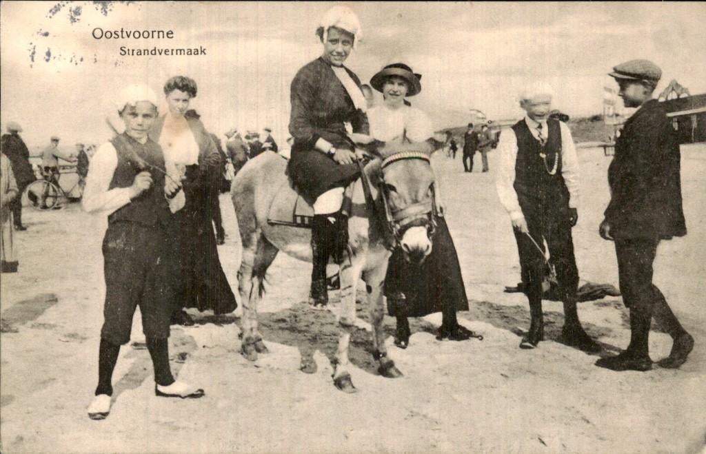 Oostvoorne - Strandvermaak - Ezelrijden, Ophalen of Verzenden, Voor 1920, Gelopen, Zuid-Holland
