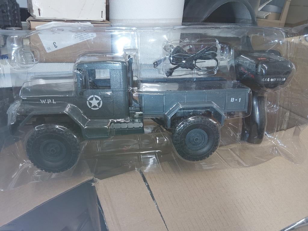 1/16 rc truck 2 4 ghz  nieuw in doos, Ophalen of Verzenden, Nieuw, Onderdeel