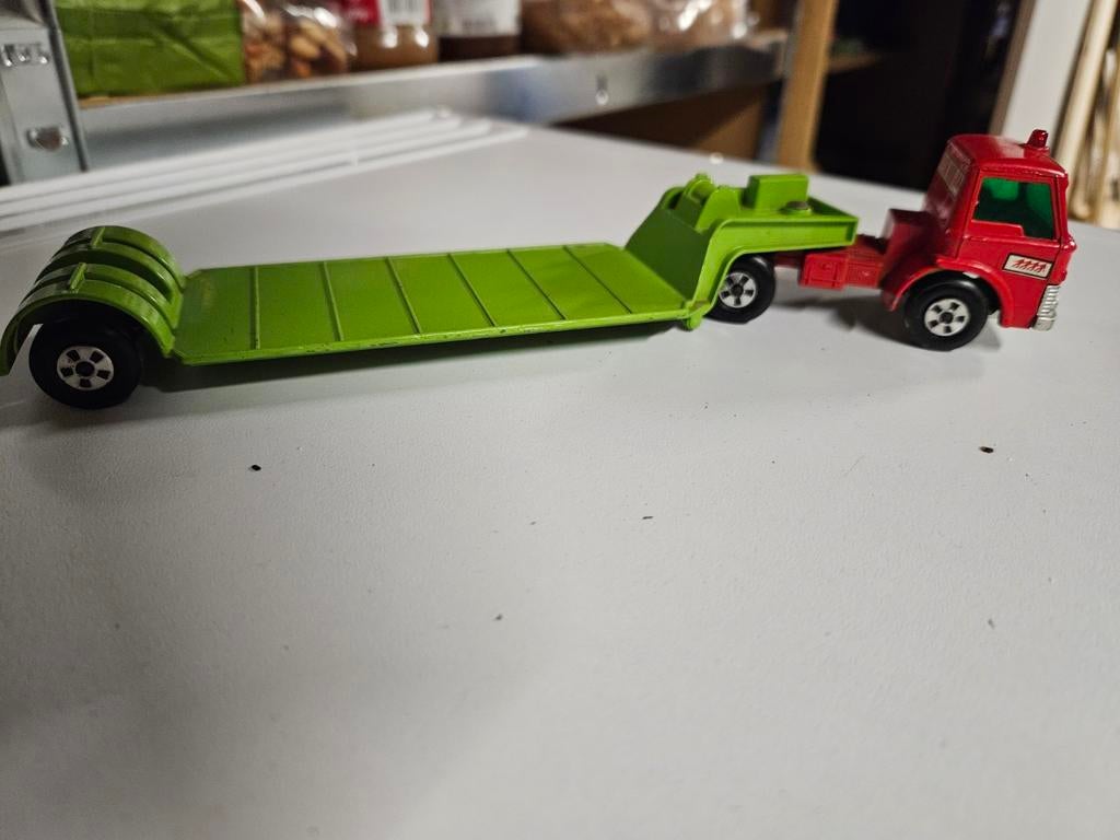 Te koop Matchbox Super Kings low loader, Ophalen of Verzenden