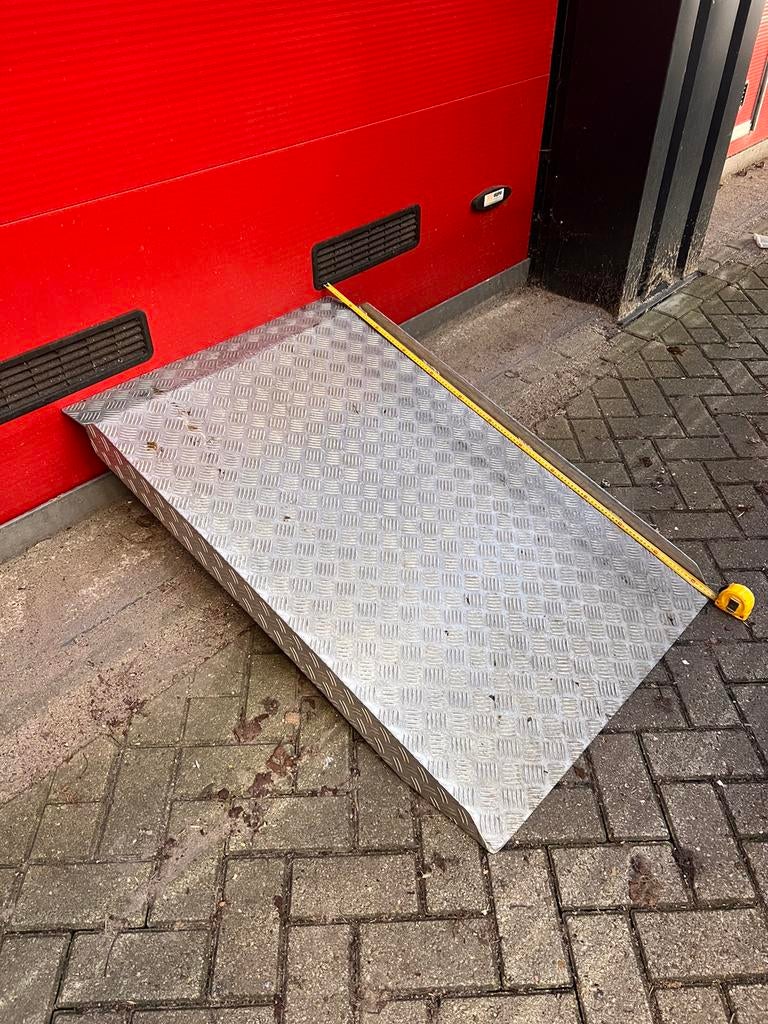 Oprijplaat drempelhulp Rijplaat, Ophalen, Gebruikt