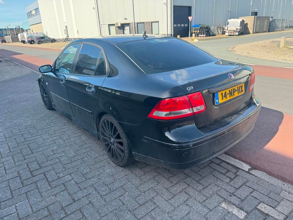 Saab 9-3 Sport Sedan 1.8t 150pk Linear 18inch PDC Koopje!, Auto's, Saab, Voorwielaandrijving, 1998 cc, Stof, Gebruikt